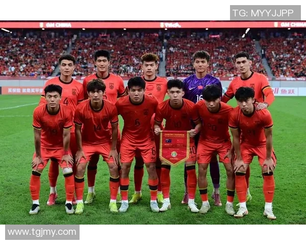 中国杯精彩重播中国队对阵泰国队的激烈比赛回顾与分析